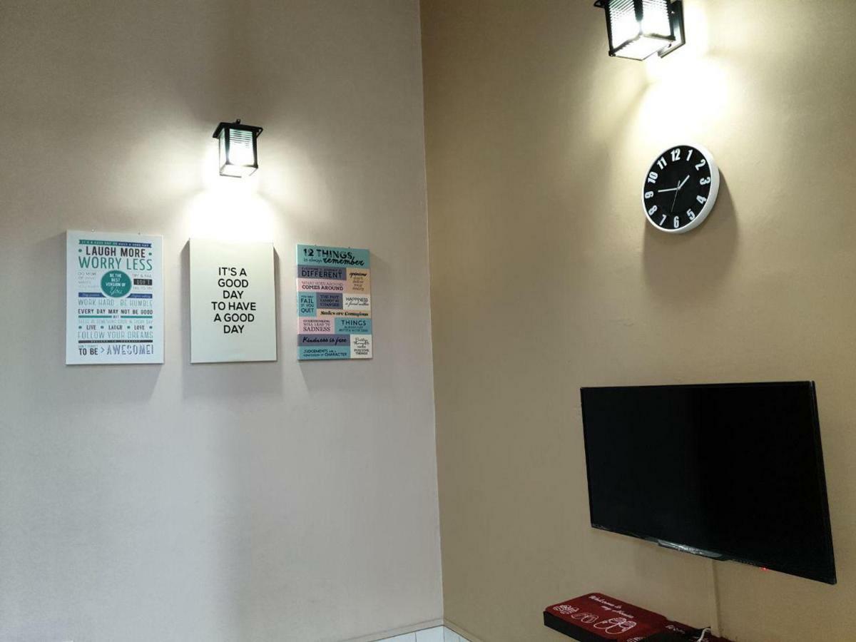 Lindanazri Homestay Mitc Melaka Buitenkant foto